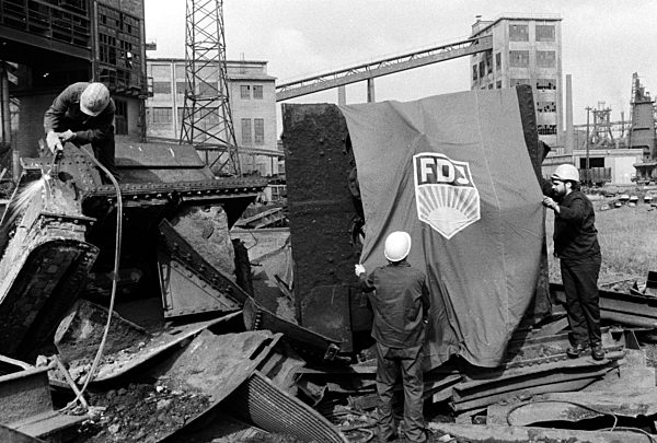 DDR - Wirtschaft - FDJ-Aktion