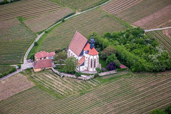 Kirchengebäude der Wallfahrtskirche Maria im Weingarten in Volkach im Bundesland Bayern, Deutschland