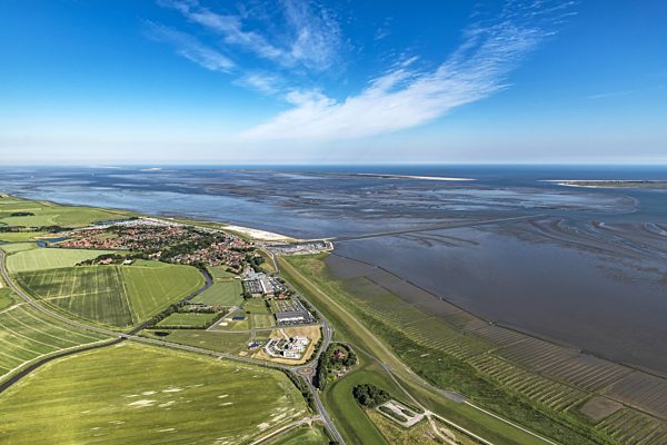 Ostfriesische Küste bei Neuharlingersiel im Bundesland Niedersachsen