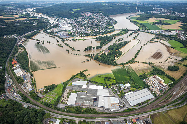 Hochwasserschäden der Flutkatastrophe Am Kaltenborn - Volmarsteiner Straße in Hagen im Bundesland Nordrhein-Westfalen, Deutschland