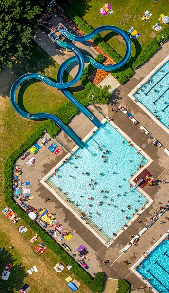 Schwimmbecken am Freibad der Freizeiteinrichtung Freibad Süd in Hamm im Bundesland Nordrhein-Westfalen