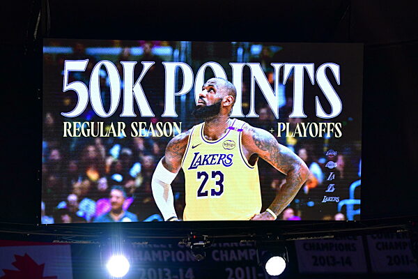 NBA: New Orleans Pelicans at Los Angeles Lakers