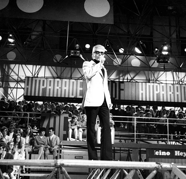 HEINO singt bei der ZDF-Hitparade