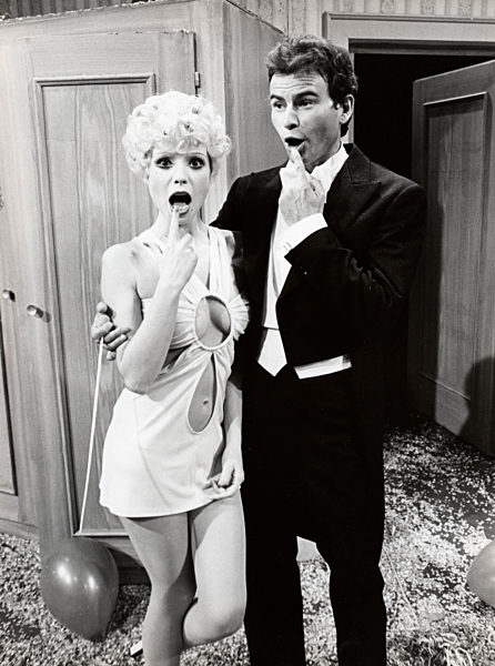 Ingrid STEEGER , Horst BUCHHOLZ in 'Klimbim'