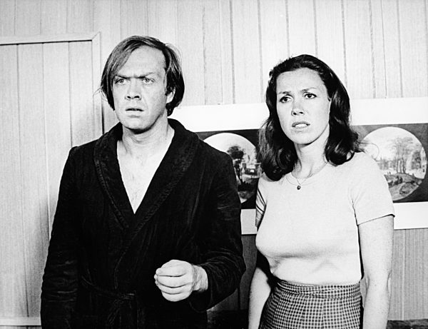 Derrick: Martin LÜTTKE und Gaby DOHM