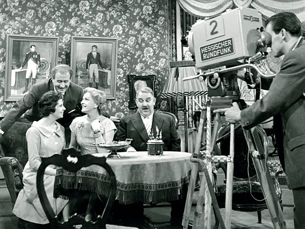 Hans-Joachim KULENKAMPFF, Anaid IPLICJIAN, Margrit WEILER, Fritz ERHARDT