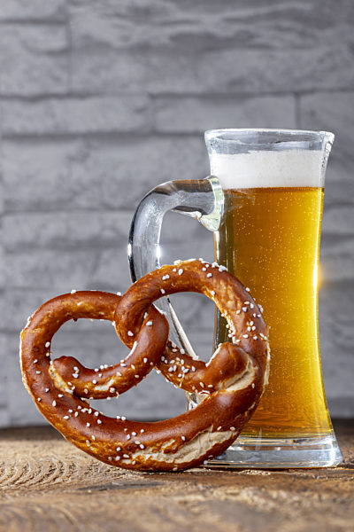 Bier mit Brezel