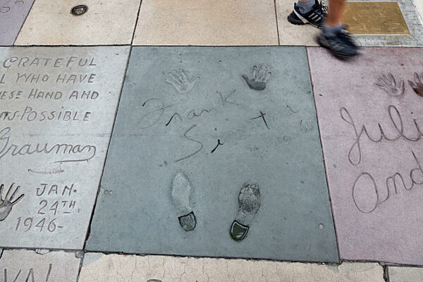 HOLLYWOOD, CALIFORNIA, USA - JULY 29 : Frank Sinatra signature and handprints in Hollywood on July 29, 2011