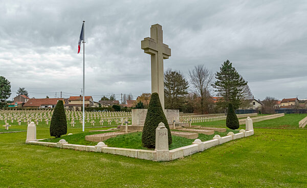Military cemetery in Verdun