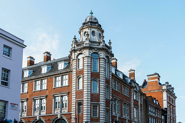 Old residential building in Covent Garden area in London