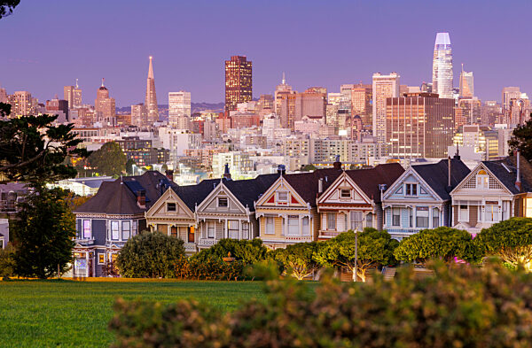 Vibrant sunset view of the Painted Ladies in San Francisco