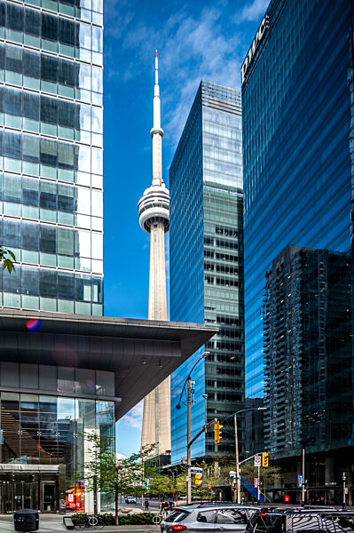 Skyline und Straßenansichten der Stadt Toronto