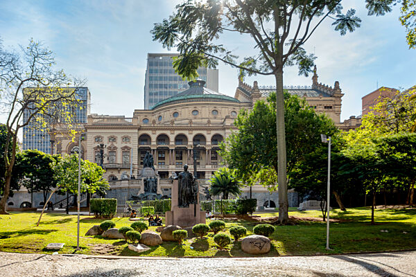 Historisches Stadttheater von Sao Paulo, ein kulturelles Wahrzeichen. Brasilien