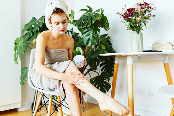 Spa-Behandlung nach einer Dusche zu Hause