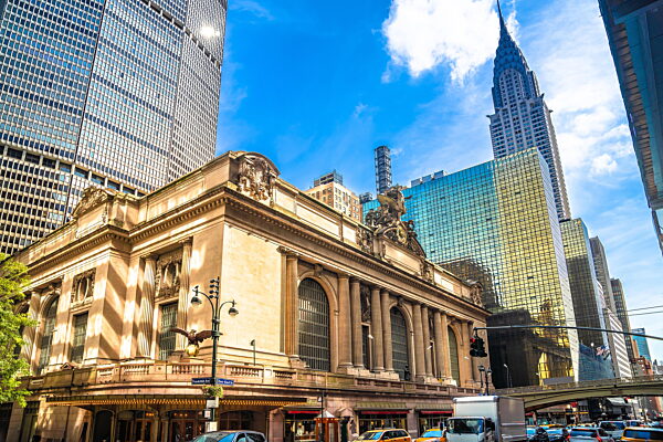 New Yorker Straße. Pershing Square Plaza und Grand Central Terminal Straßenansicht