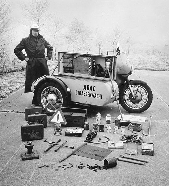 ADAC - historische Entwicklung - Alte Straßenwacht