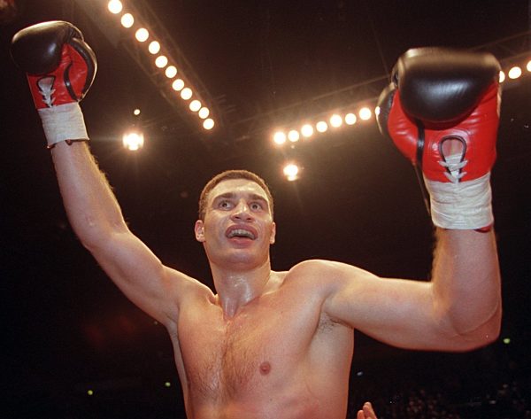 Boxen: Vitali Klitschko verteidigt seinen Titel