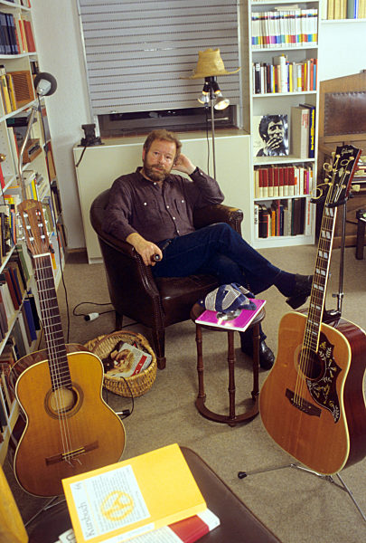 In Franz Josef Degenhardt's home