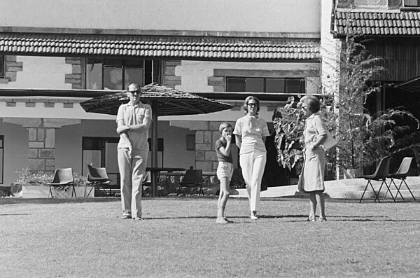Willy Brandt mit Familie im Urlaub in Kenia
