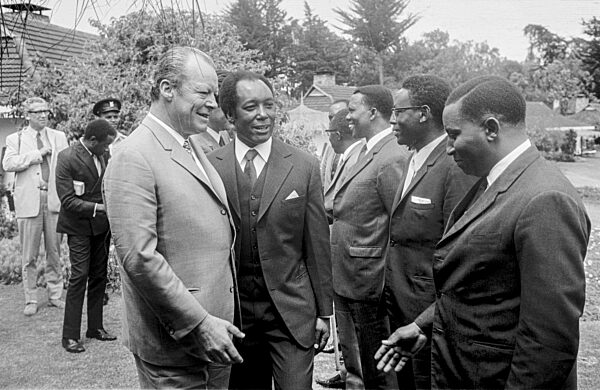 Willy Brandt mit Familie im Urlaub in Kenia
