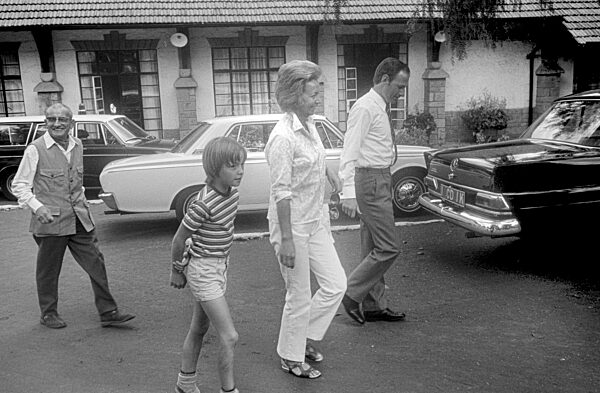 Willy Brandt mit Familie im Urlaub in Kenia