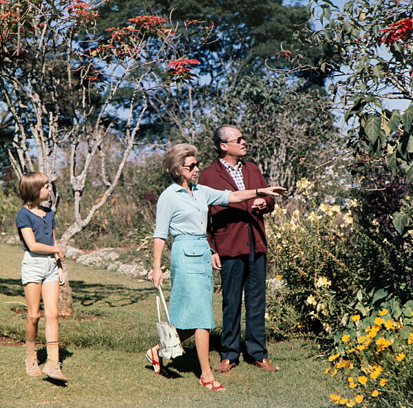 Willy Brandt mit Familie im Urlaub in Kenia
