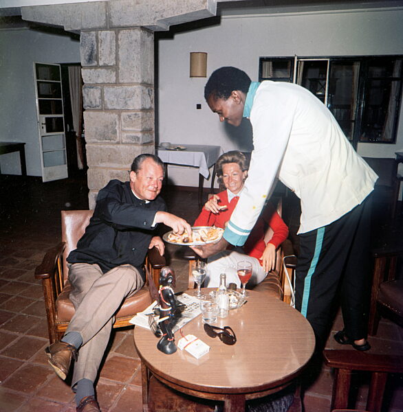 Willy Brandt mit Familie im Urlaub in Kenia