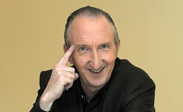 Der Musiker, Schauspieler und Comedian Mike Krüger posiert am Donnerstag (29...