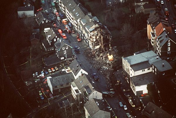 US-Kampfbomber stürzt auf Remscheid