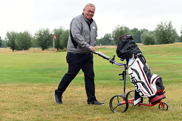 Bernd Stelter auf dem Golfplatz
