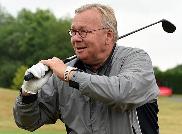 Bernd Stelter auf dem Golfplatz