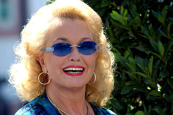 Heinos Ehefrau Hannelore, aufgenommen in Bad Münstereifel bei Dreharbeiten...