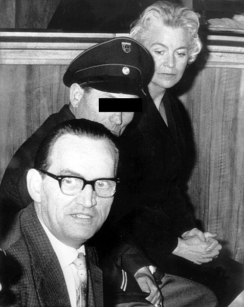 Corinna Harfouch spielt Vera Brühne