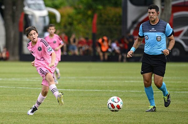 Messi Jr. spielt bei Fußballcup in Argentinien