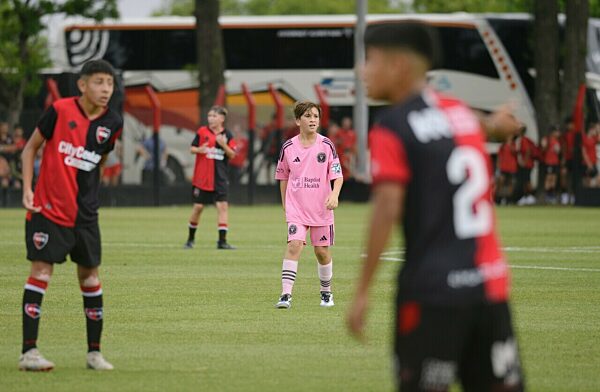 Messi Jr. spielt bei Fußballcup in Argentinien