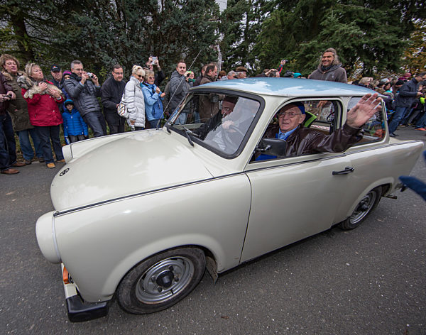 25 Jahre Mauerfall - Trabi-Karawane