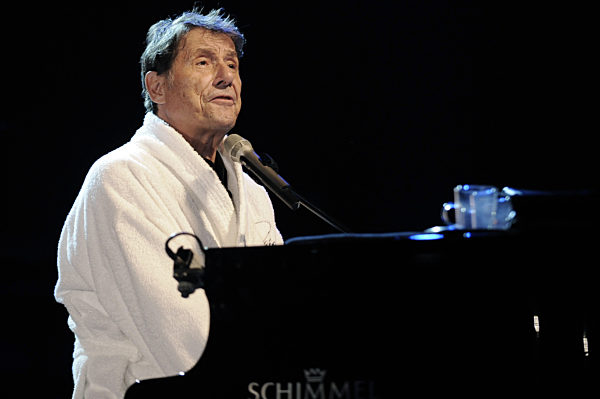 Der österreichische Schlagersänger und Komponist Udo Jürgens tritt am...