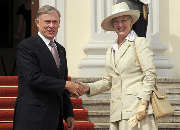 Bundespräsident Horst Köhler empfängt die dänische Königin Margrethe II...