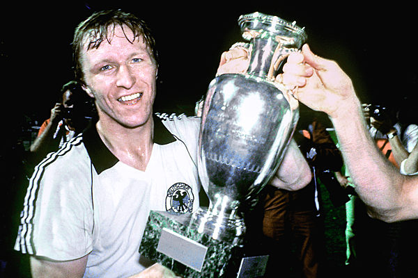 UEFA Fussball Europameisterschaften 1980
Finale Spiel Deutschland - Belgien in Rom