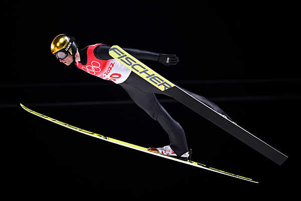 Olympische  Winterspiele  2022  in Beijing/Peking 
Ski Springen der Maenner grosse Schanze
