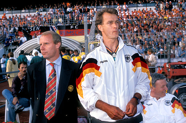 UEFA Fussball Europameisterschaften 1992 in Schweden Spiel Holland - Deutschland