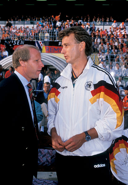 UEFA Fussball Europameisterschaften 1992 in Schweden Spiel Holland - Deutschland