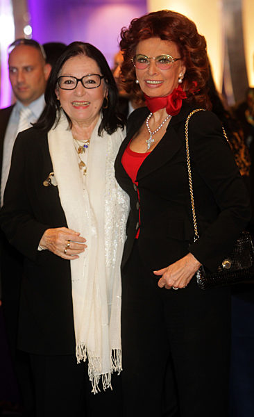 Sophia Loren tauft  "MSC Magnifica"