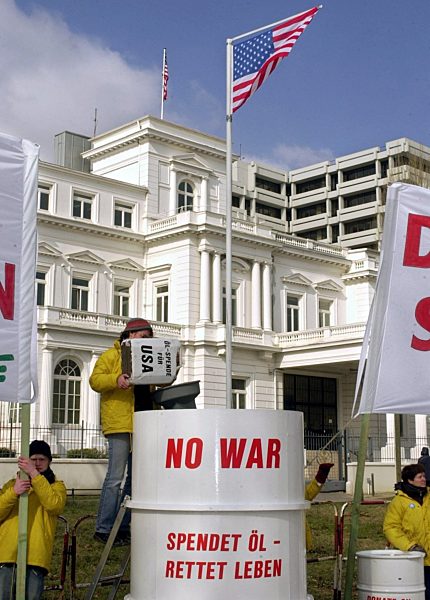 Greenpeace-Aktion gegen Irakkrieg