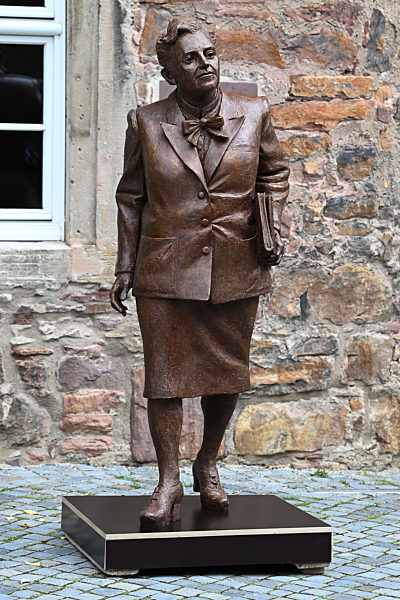 125. Geburtstag von Elisabeth Selbert