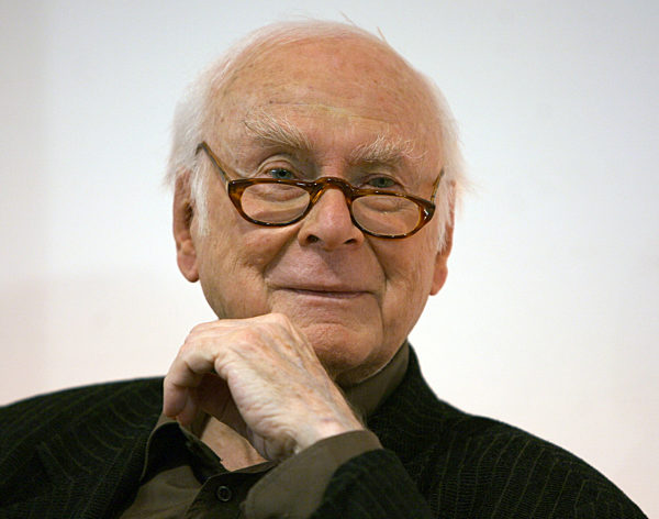 Der Komödiant Vicco von Bülow alias Loriot posiert am Montag (22.10...