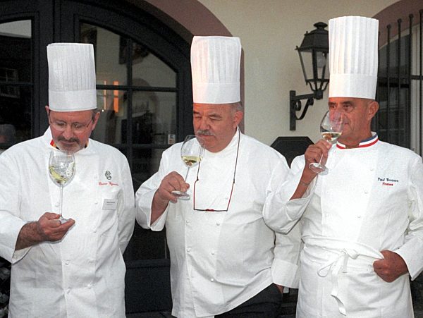 Spitzenköche kosten deutschen Eiswein: fast ein Eklat