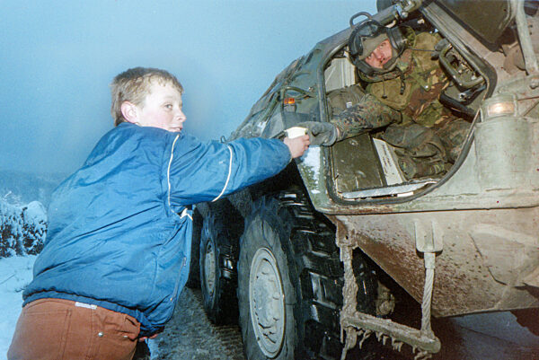 Deutsche IFOR-Soldaten 1996 in Bosnien-Herzegowina