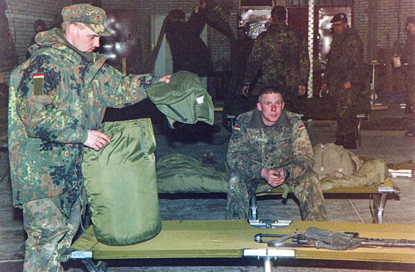 Deutsche IFOR-Soldaten 1996 in Bosnien-Herzegowina