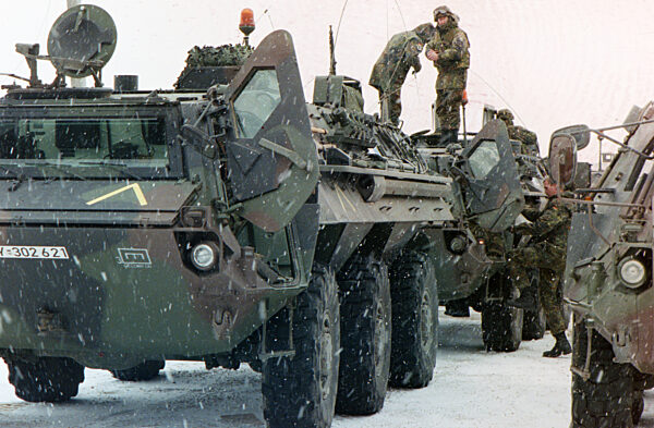 Deutsche IFOR-Soldaten 1996 in Bosnien-Herzegowina